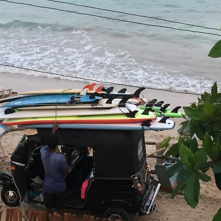 Sundance Surf Coconut Point Hotel Weligama Ngoại thất bức ảnh