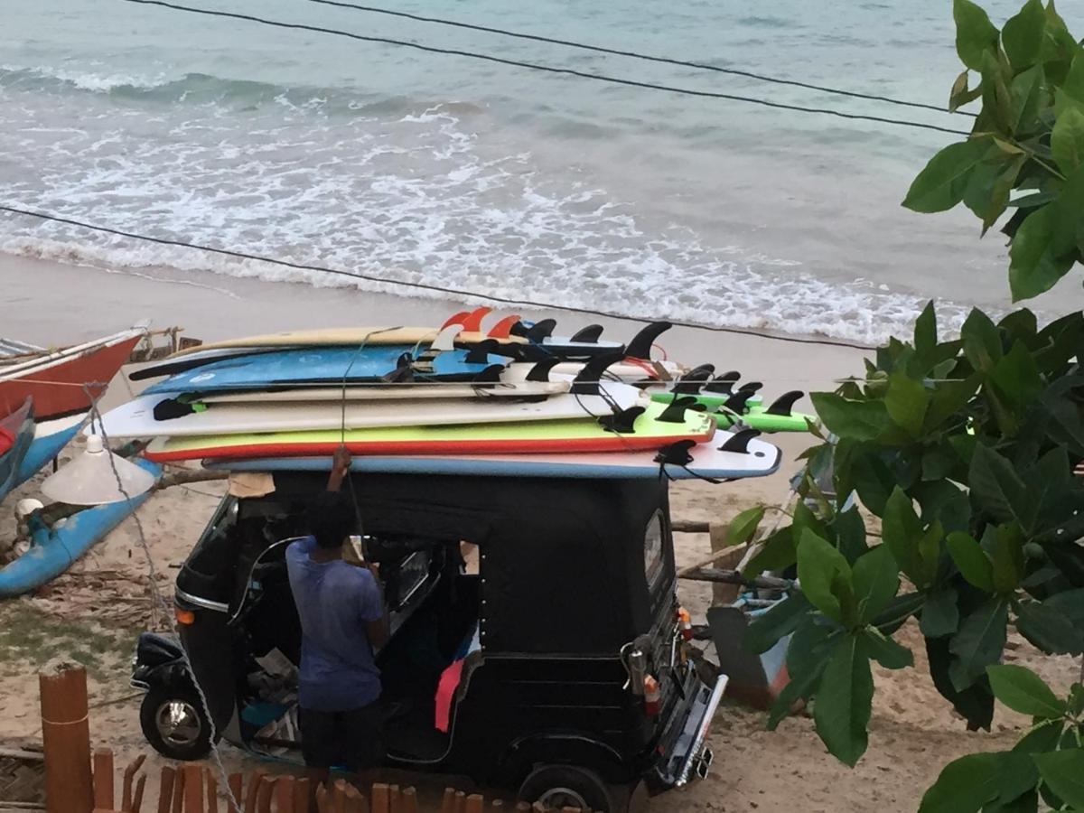 Sundance Surf Coconut Point Hotel Weligama Ngoại thất bức ảnh
